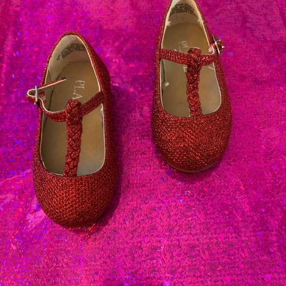 Ruby Red Shoes 👠 - Picture 3 of 3